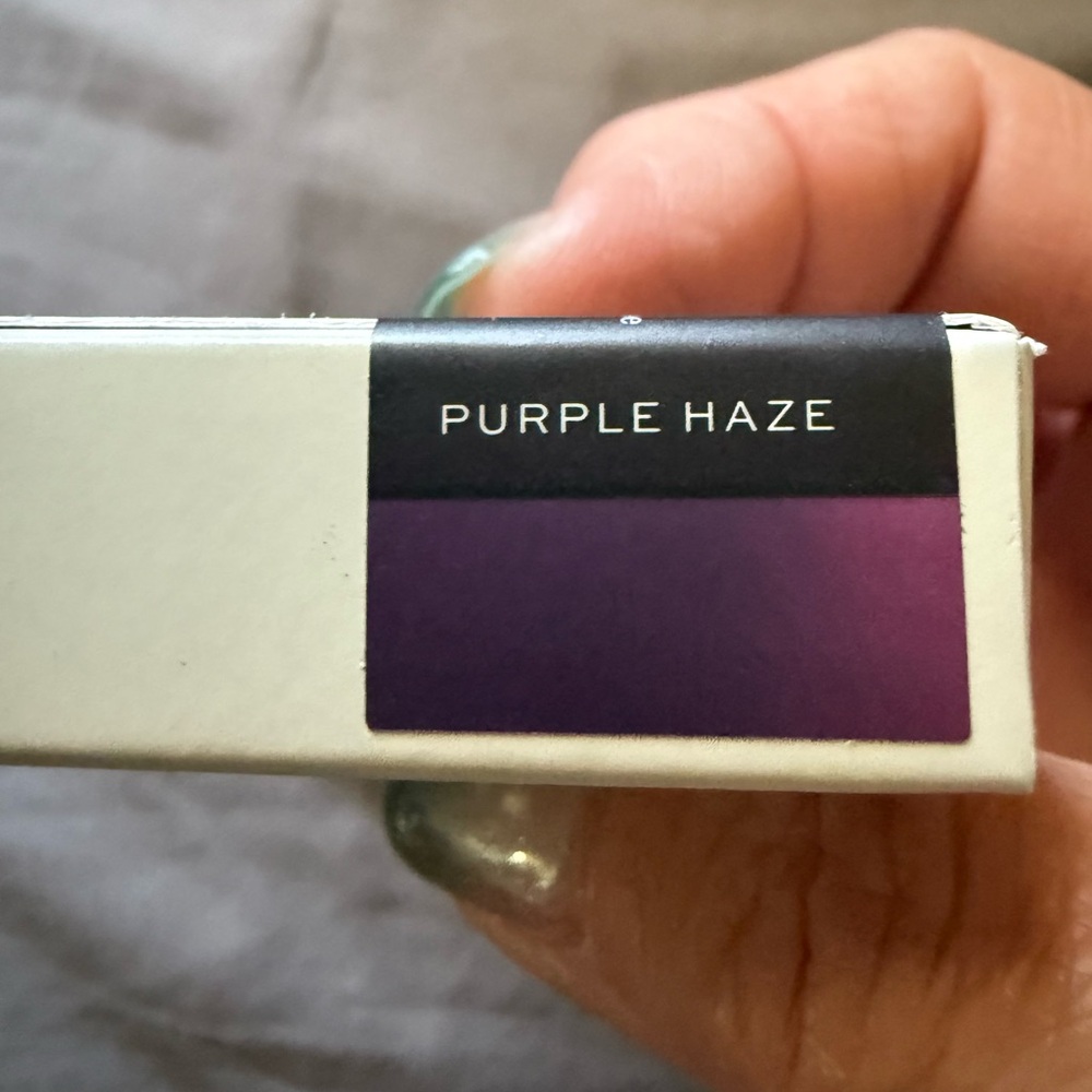 Make multi chromatic Eyeshadow - Picture 2 of 3